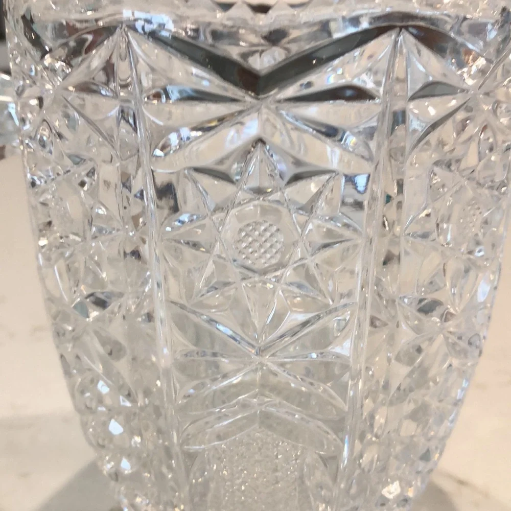 Vintage glass Bar ice bucket 5.5 inches crystal beautiful